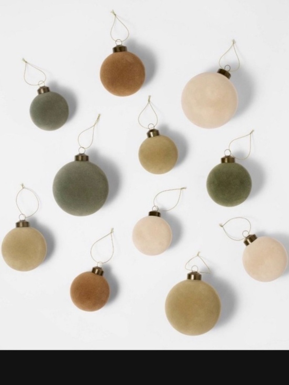 NWT Threshold x Studio McGee Velvet Holiday Ornament Set